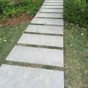 郴州 芝麻黑小区踏步、汀步石铺装效果