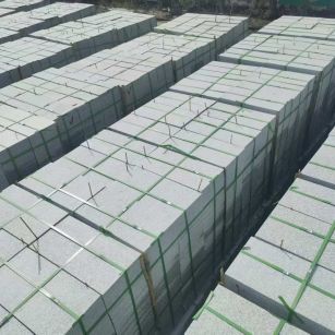 郴州 芝麻白1.8公分火烧300*600地铺，清仓大甩卖